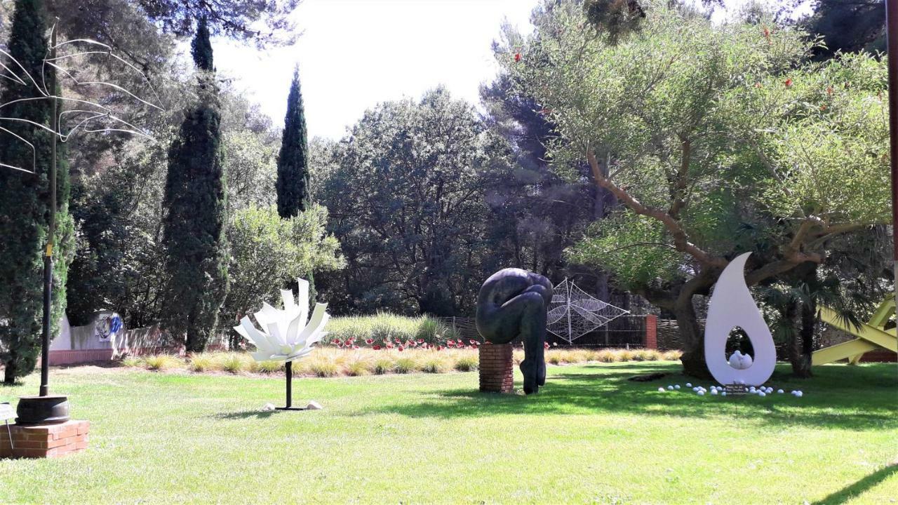 Domaine De La Coudouliere, Vue Mer, Plage, Piscine Et Parc Six-Fours-les-Plages Luaran gambar
