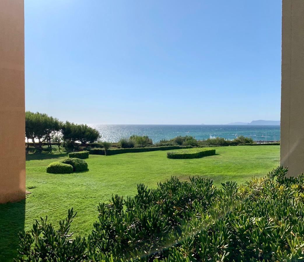 Domaine De La Coudouliere, Vue Mer, Plage, Piscine Et Parc Six-Fours-les-Plages Luaran gambar