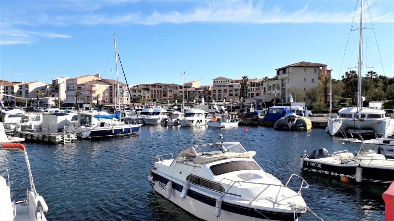 Domaine De La Coudouliere, Vue Mer, Plage, Piscine Et Parc Six-Fours-les-Plages Luaran gambar