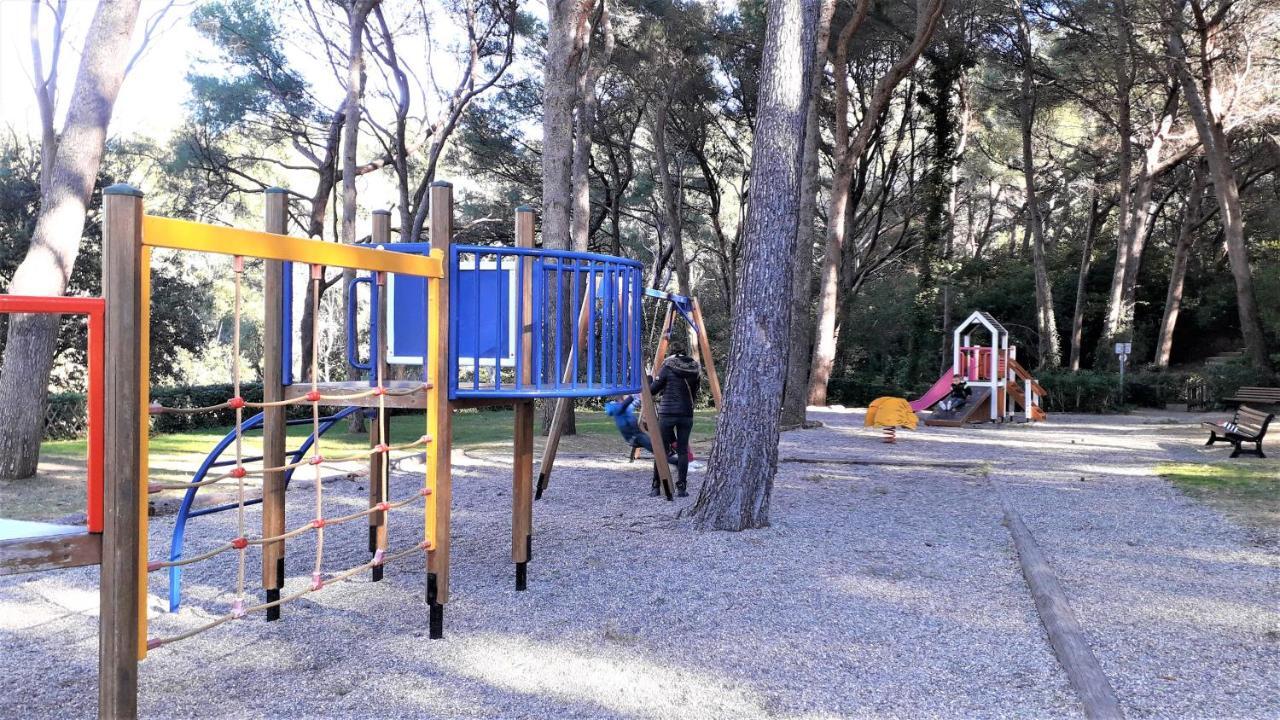 Domaine De La Coudouliere, Vue Mer, Plage, Piscine Et Parc Six-Fours-les-Plages Luaran gambar